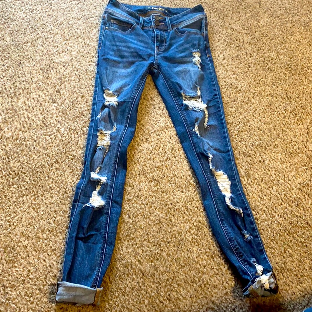 Junior size 0 ripped skinny jeans